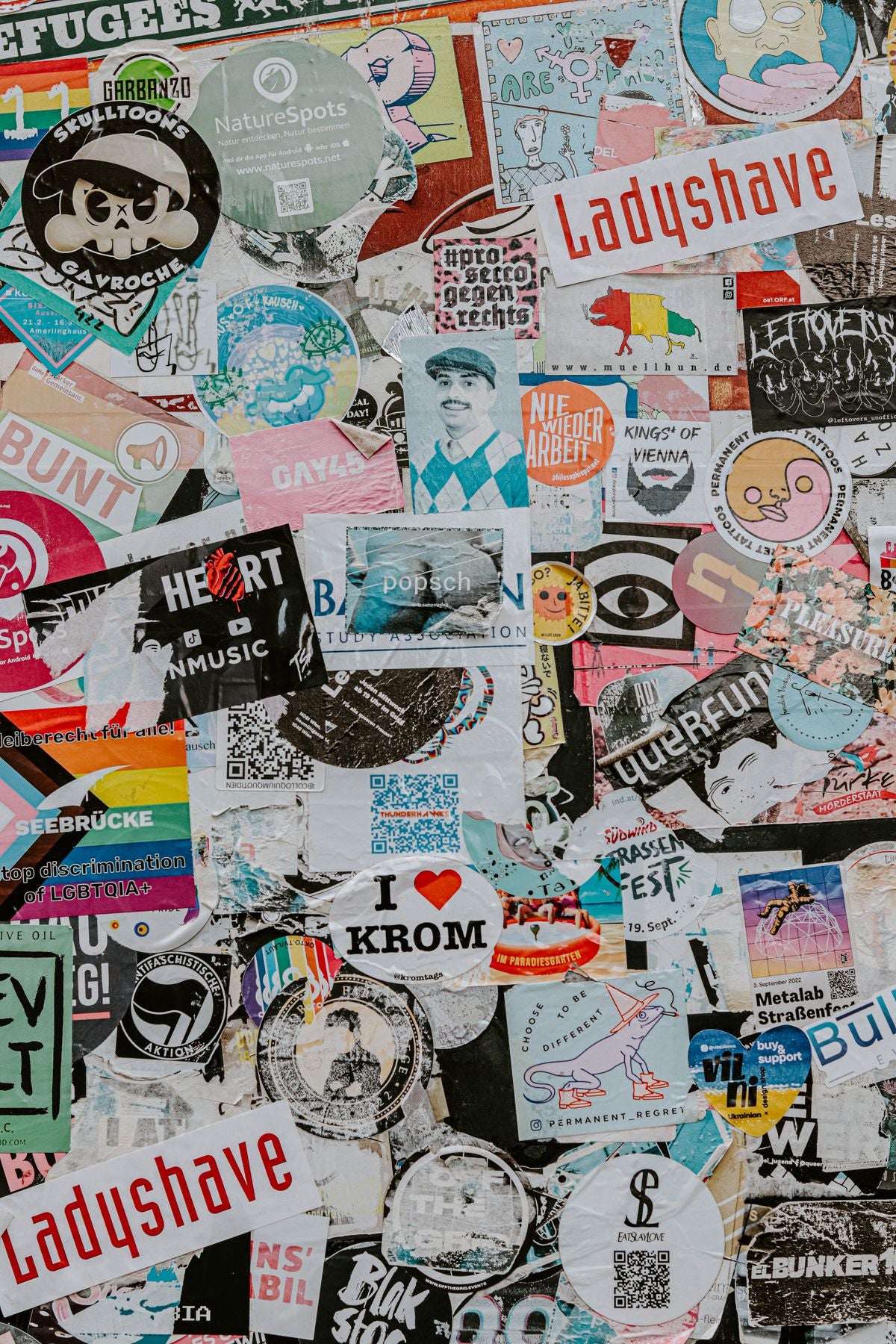 Custom die-cut waterproof vinyl stickers, NZ
